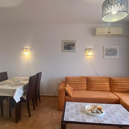 Bratanov Summer Apartment Slântsjev Brjag Eksteriør bilde