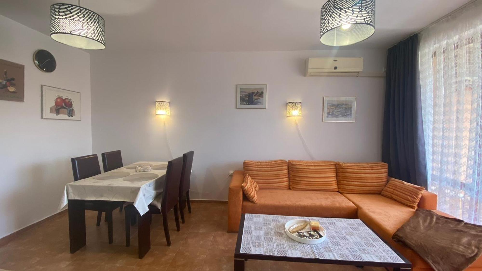 Bratanov Summer Apartment Slântsjev Brjag Eksteriør bilde