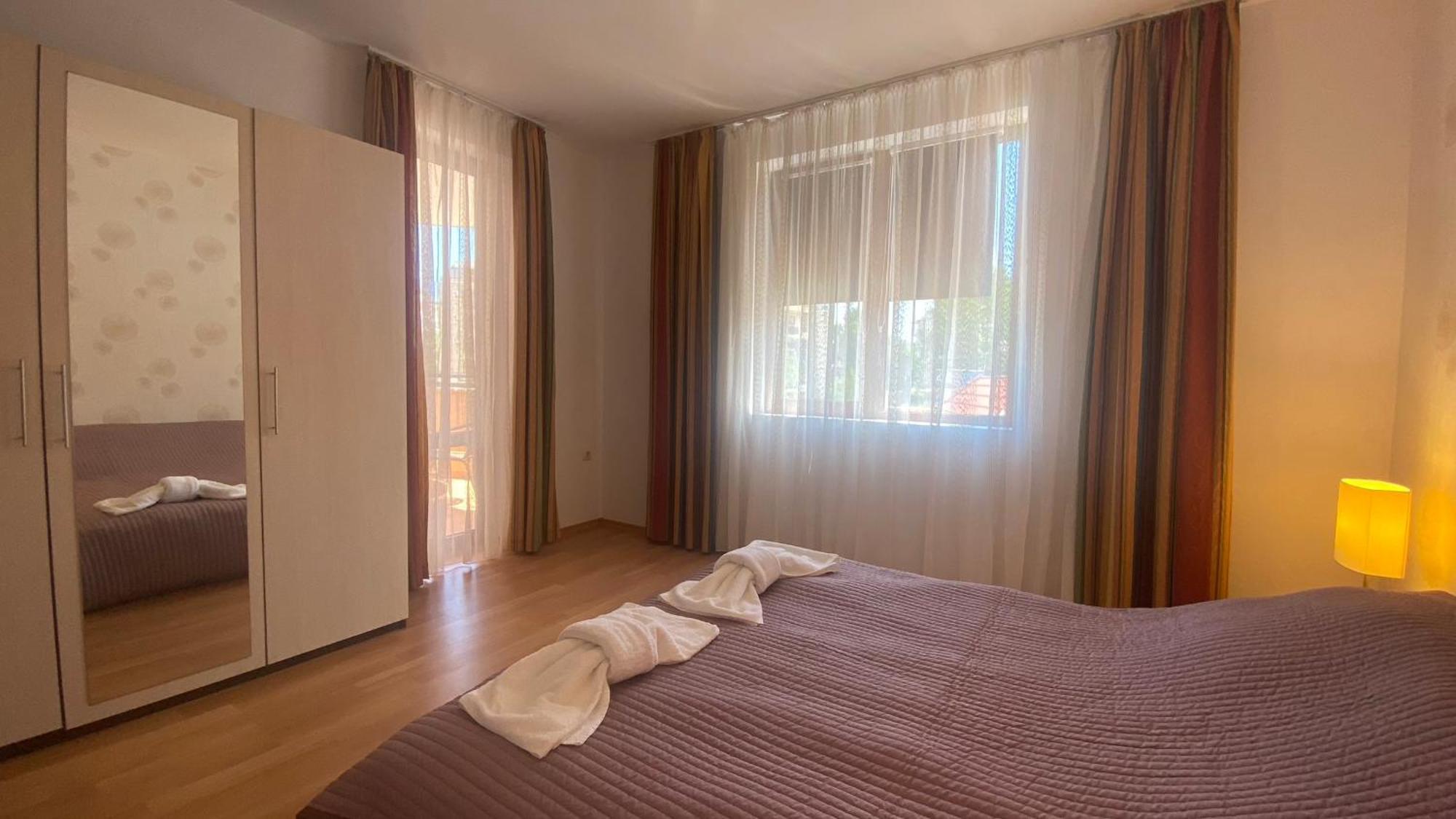 Bratanov Summer Apartment Slântsjev Brjag Eksteriør bilde