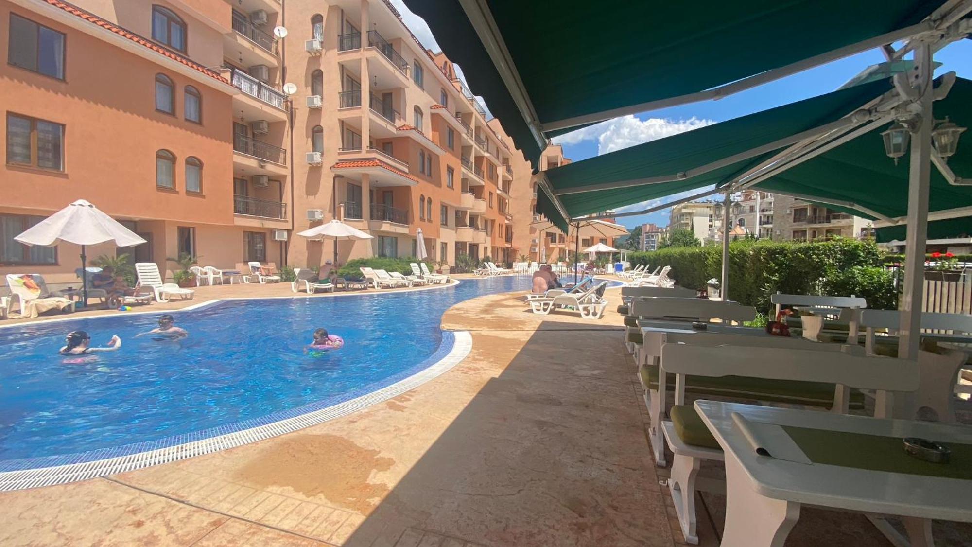 Bratanov Summer Apartment Slântsjev Brjag Eksteriør bilde